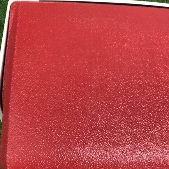 Vintage Little Playmate by Igloo Push Button Red White Logo Cooler - Picture 13 of 16